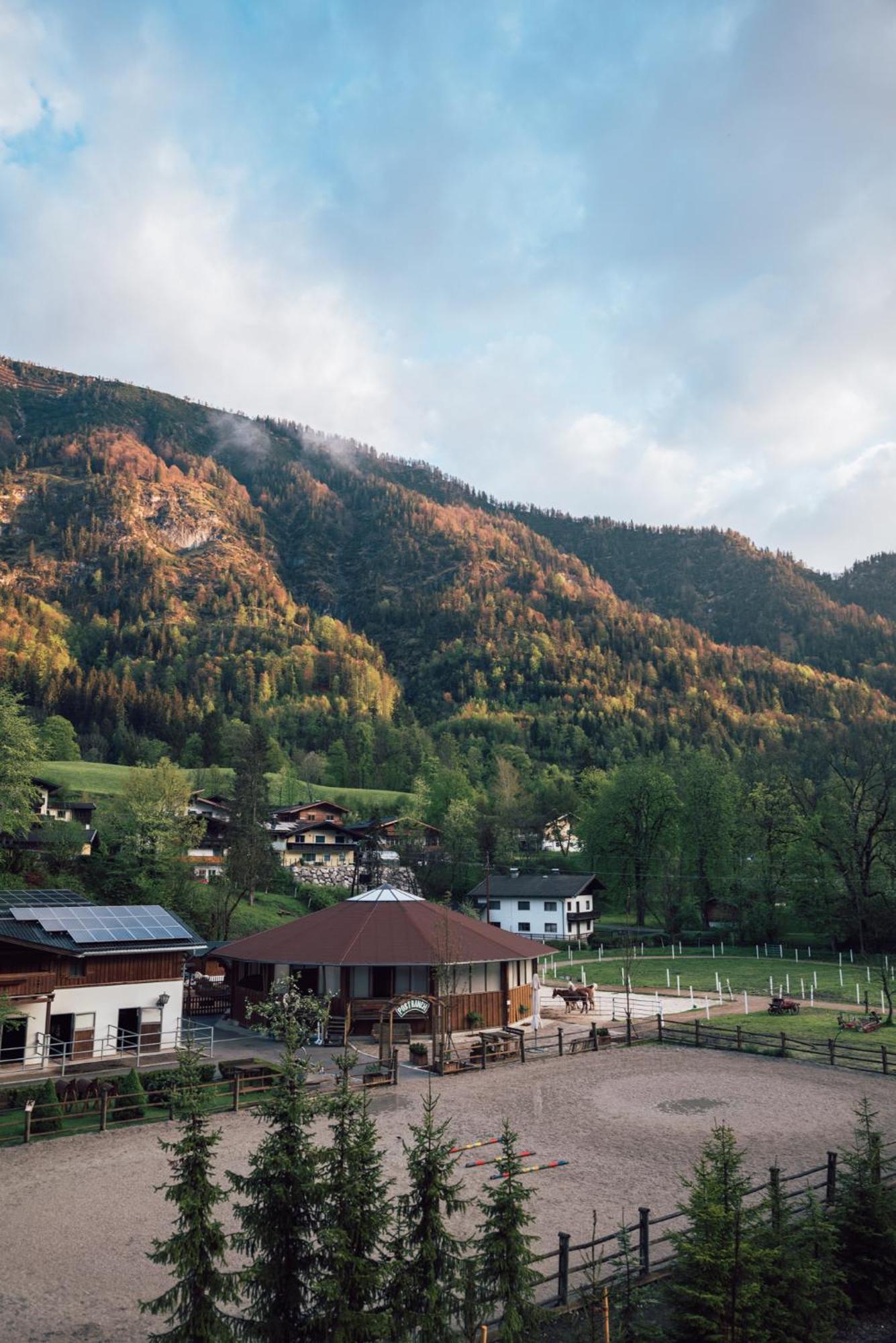 Post Family Resort Unken Dış mekan fotoğraf